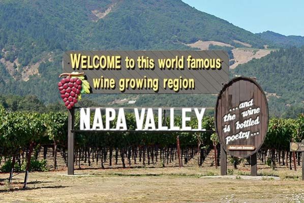 Napa Valley Welcome Sign