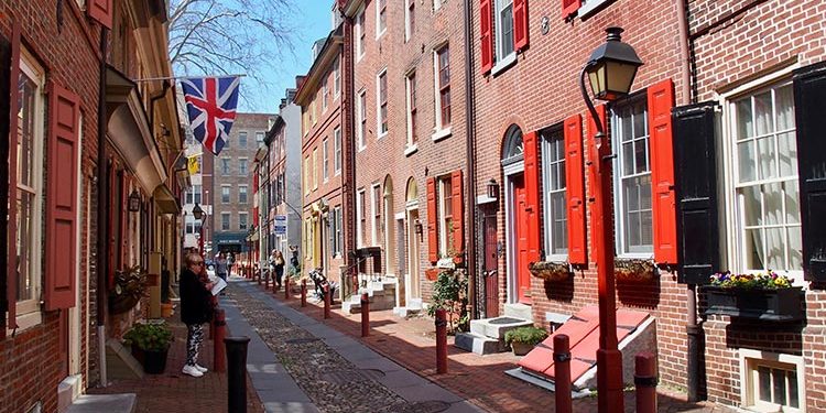 Philadelphia SelfTour - Elfreths Alley